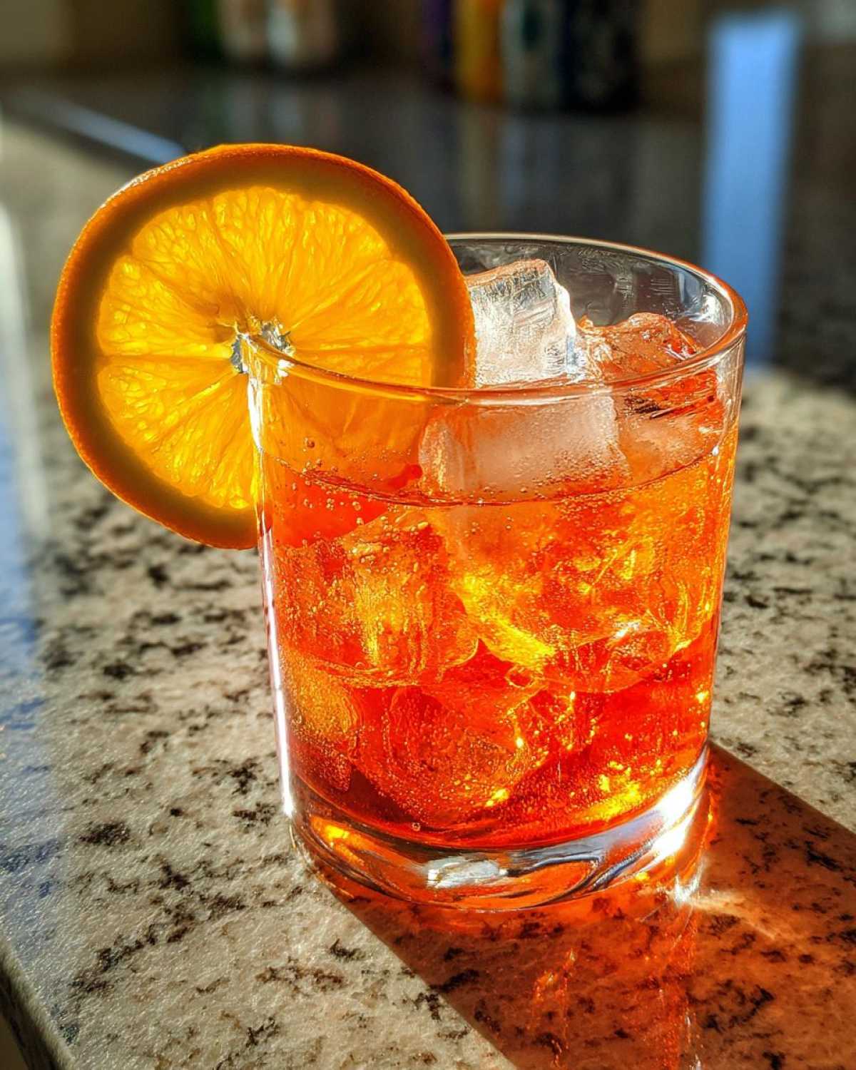 Aperol Spritz (Refreshing Italian Cocktail) - detail 3
