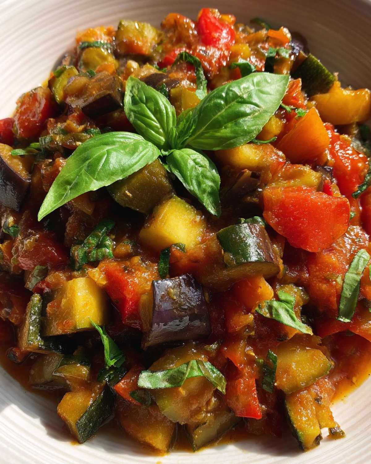 Easy Summer Ratatouille (Garden Vegetable Stew) - detail 1