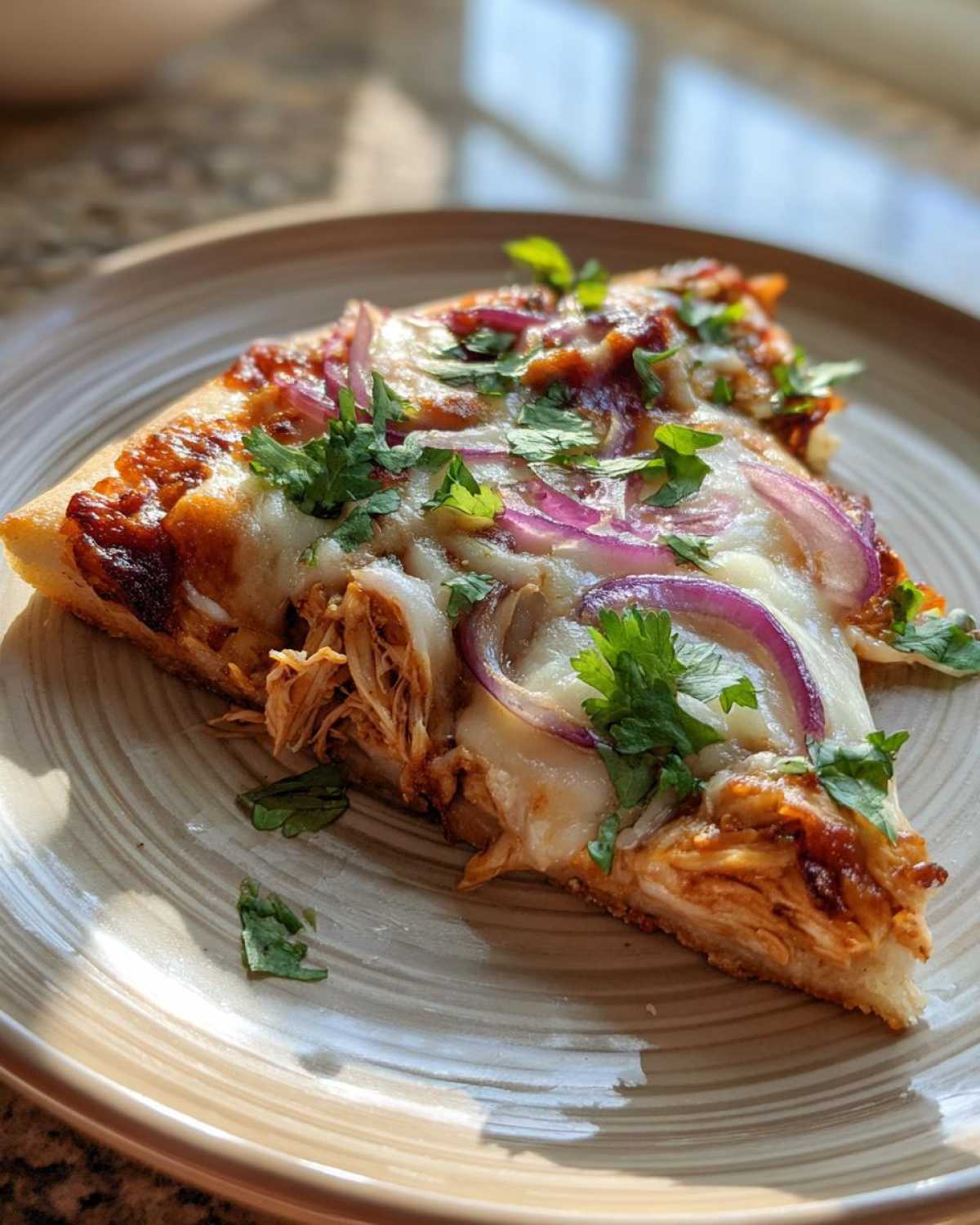 Grilled BBQ Chicken Pizza (Summer Grilling Idea) - detail 1