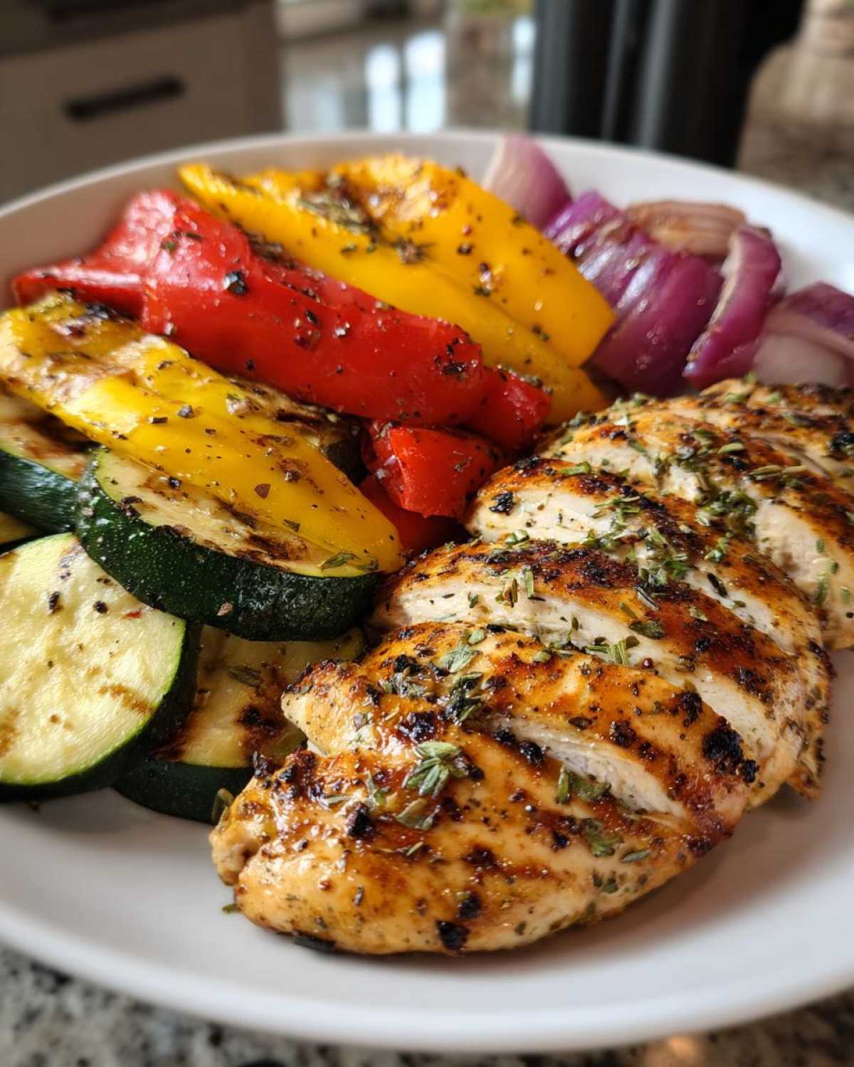 Grilled Lemon Herb Chicken & Veggies (Light Summer Dinner) - detail 2