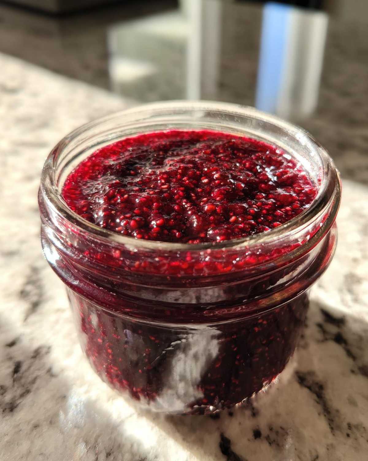 Homemade Black Raspberry Jam (Small-Batch Summer Jam) - detail 2