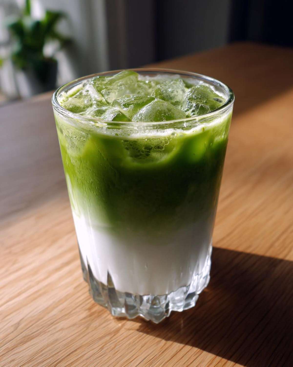 Iced Matcha Latte with Coconut Milk - detail 2