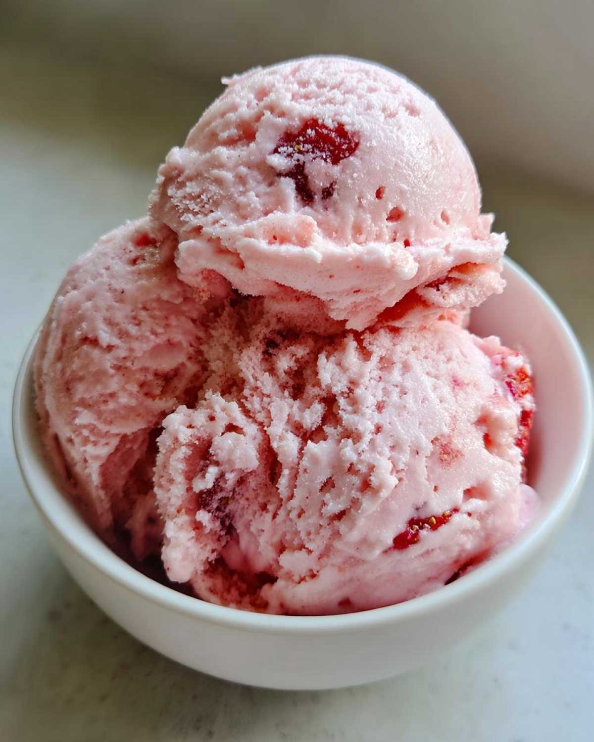Keto Strawberry Ice Cream (Sugar-Free, No Churn) - detail 3