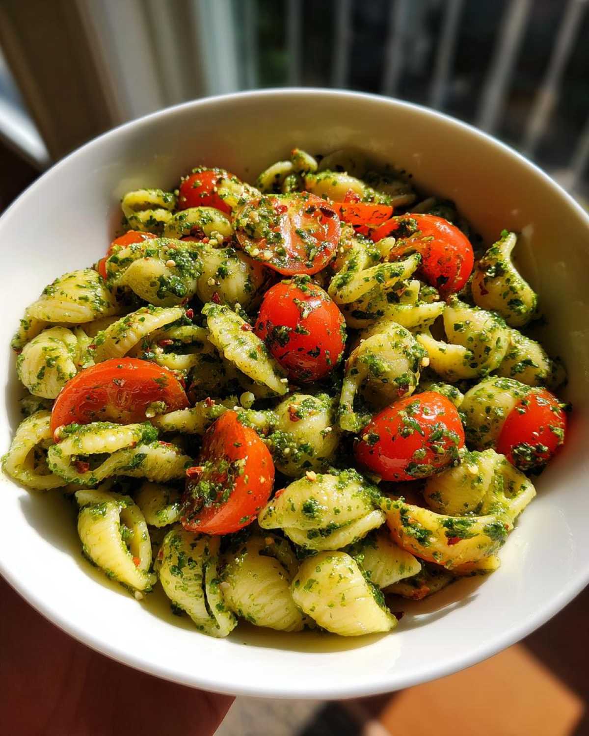 Pesto Pasta Salad with Cherry Tomatoes - detail 2