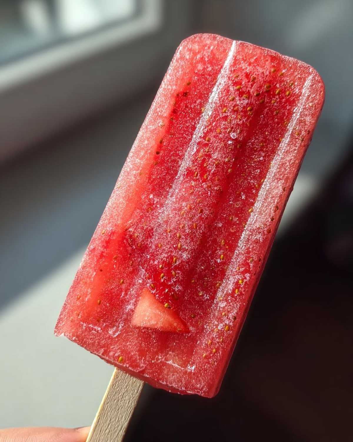Strawberry Lemonade Popsicles (Refreshing Frozen Treat) - detail 2