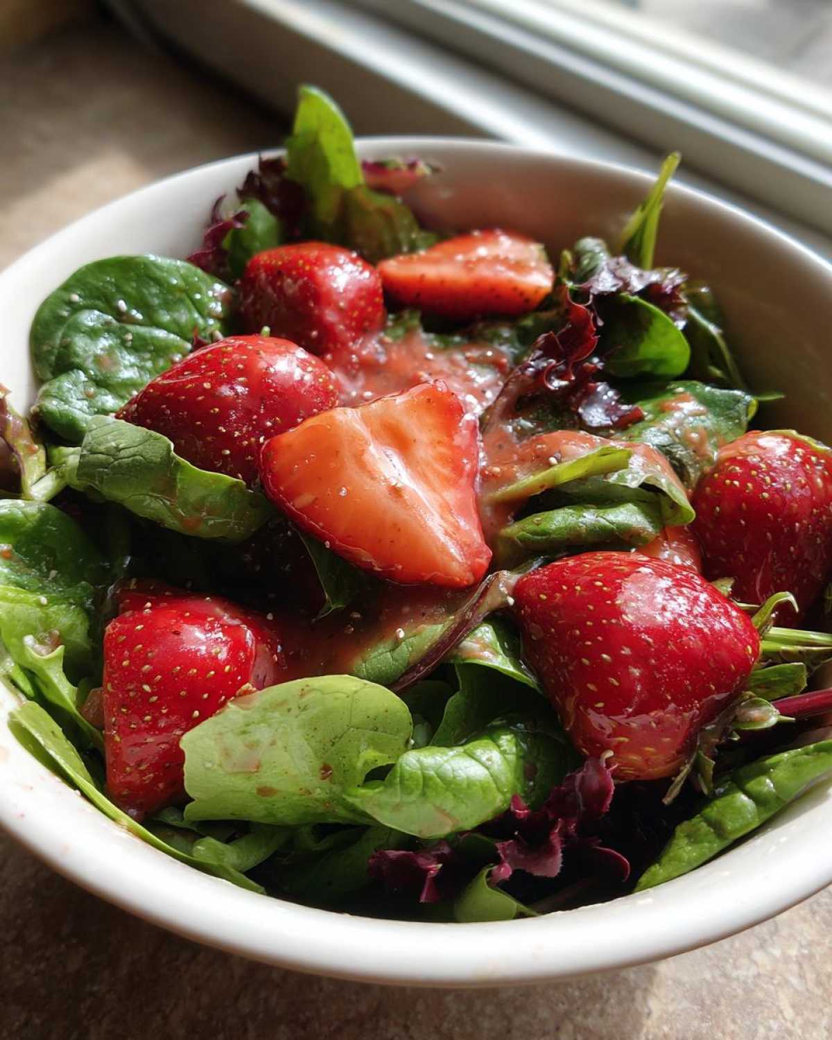 Strawberry Spinach Salad with Homemade Strawberry Vinaigrette - detail 2