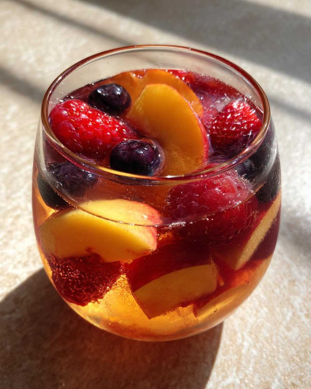 Summer Fruit Sangria (Peach & Berry Sangria) - detail 2