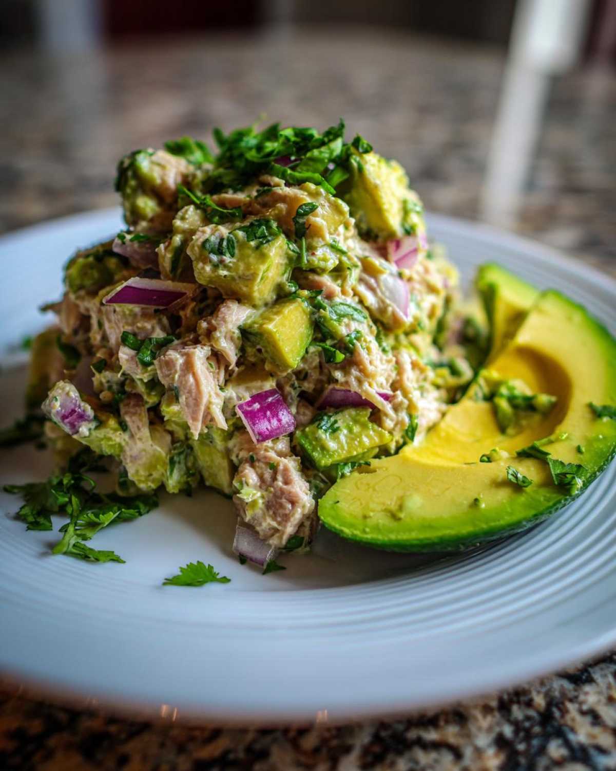 Avocado tuna salad - detail 4