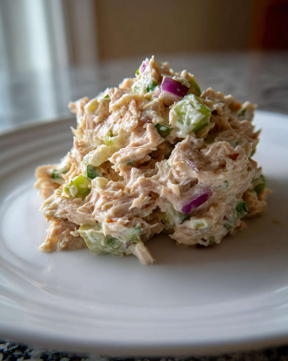 Classic tuna salad - detail 1