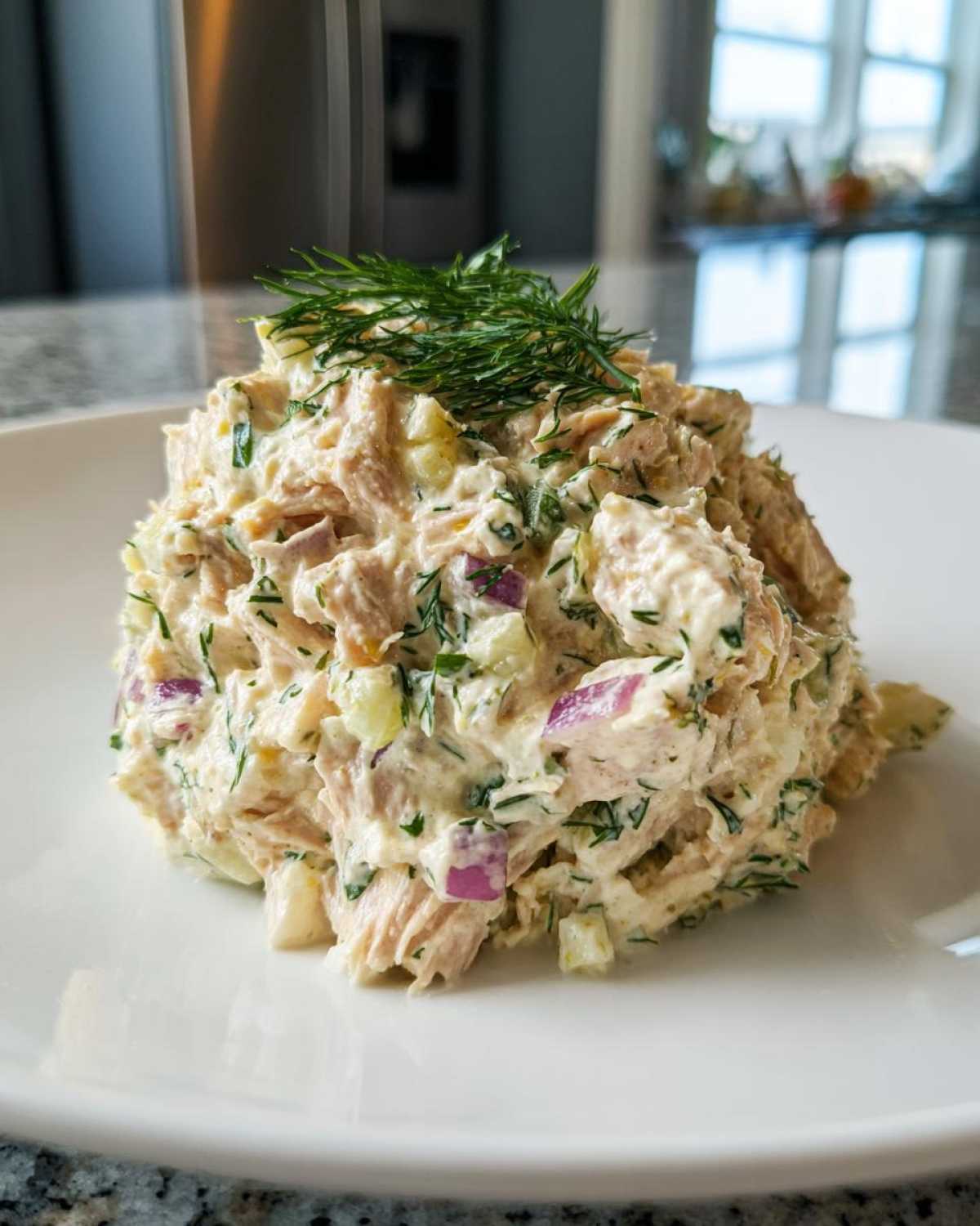 Greek yogurt tuna salad - detail 1