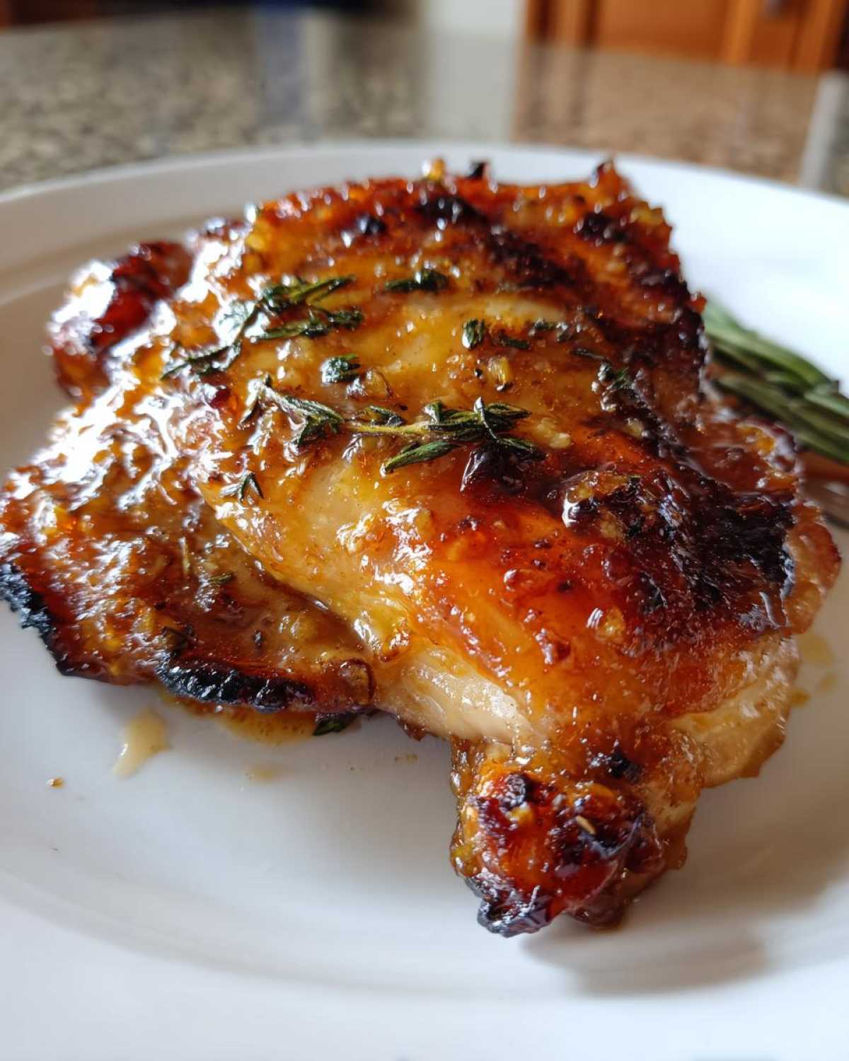 Peach-Glazed Chicken Thighs - detail 3