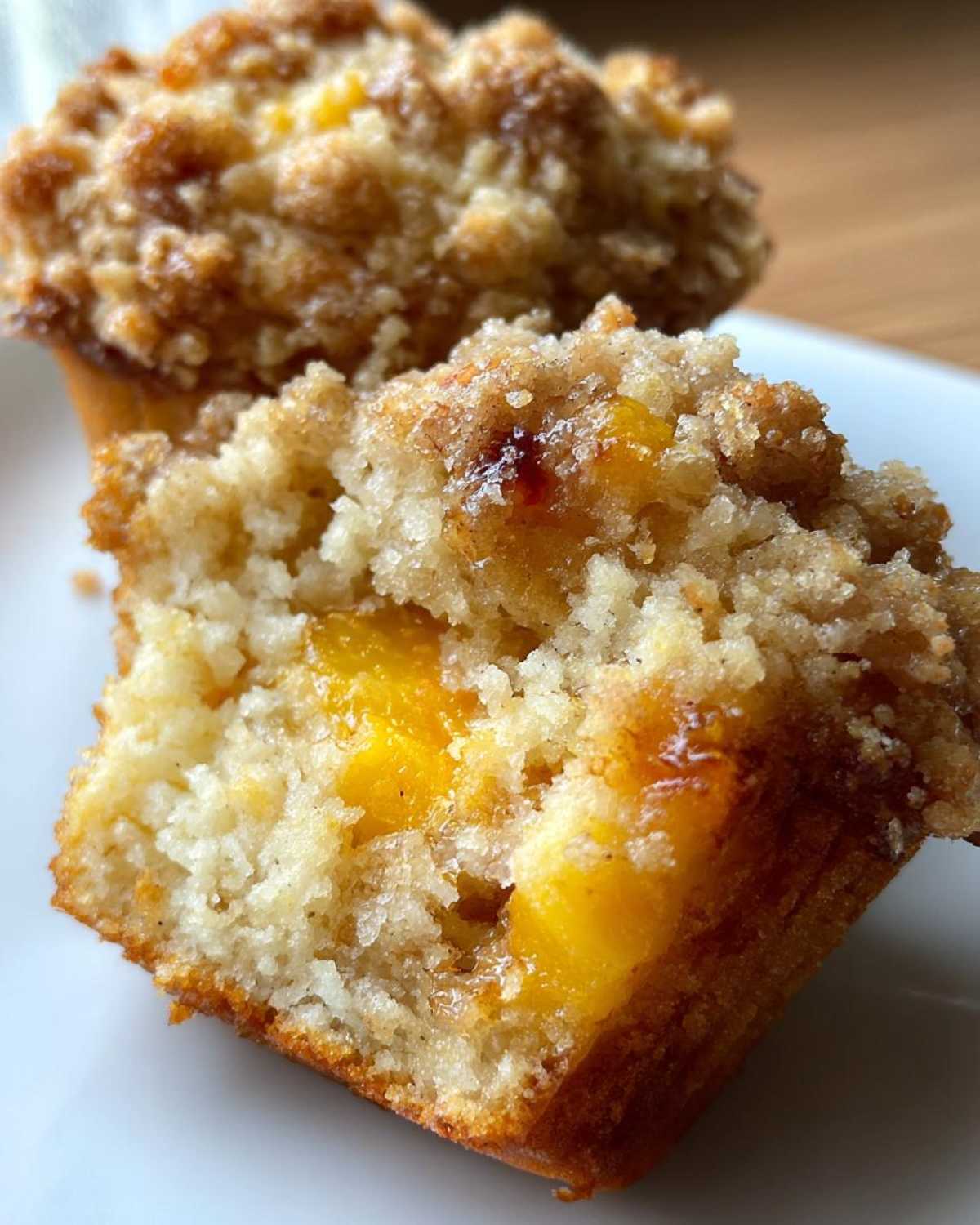Peach Muffins with Streusel Topping - detail 4