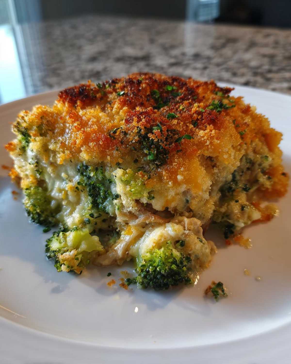 Tuna and broccoli casserole - detail 3