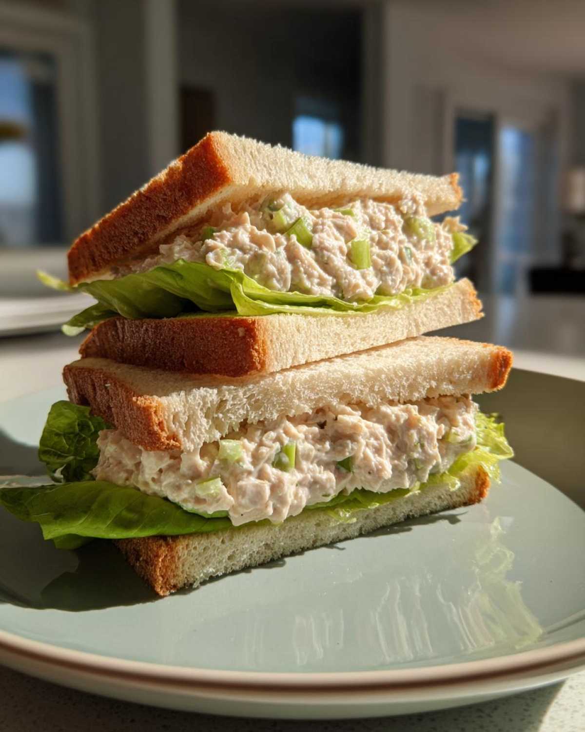 Tuna salad sandwich with celery - detail 4